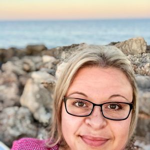 Meet your Posher, Oksana